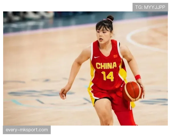 李月汝在WNBA省吃俭用,回国一趟直接刷卡买包 李月汝在WNBA省吃俭用,回国一趟直接刷卡买包